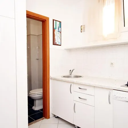 Family Friendly Seaside Petrcane, Zadar - 3270 * ペトルチャネ